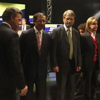 Los candidatos se muestran de acuerdo en apoyar a desplazados y artistas, pero difieren en política fiscal