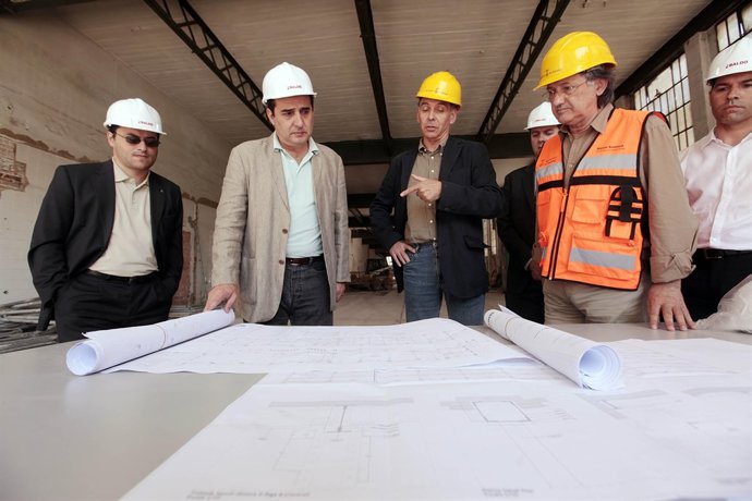 Visita A Las Obras