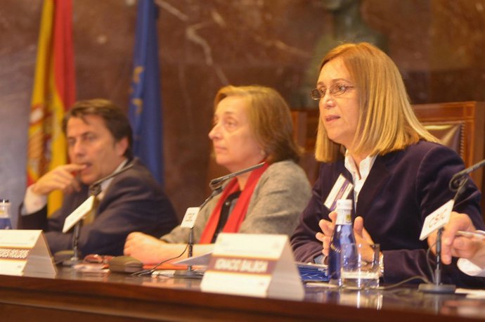 La Consejera Canaria De Sanidad, Mercedes Roldós, En Madrid.