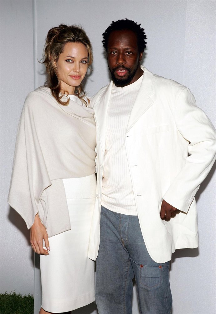 Angelina Jolie y Wyclef Jean