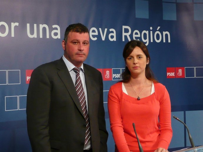 Javier Mármol Y Sara García