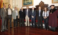 Emilio del Río participa en el hermanamiento entre el Centro Riojano de Cantabria y el Centro Cántabro de La Rioja