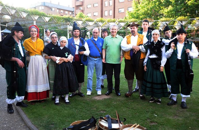 La fiesta tuvo lugar en la plaza Primero de Mayo