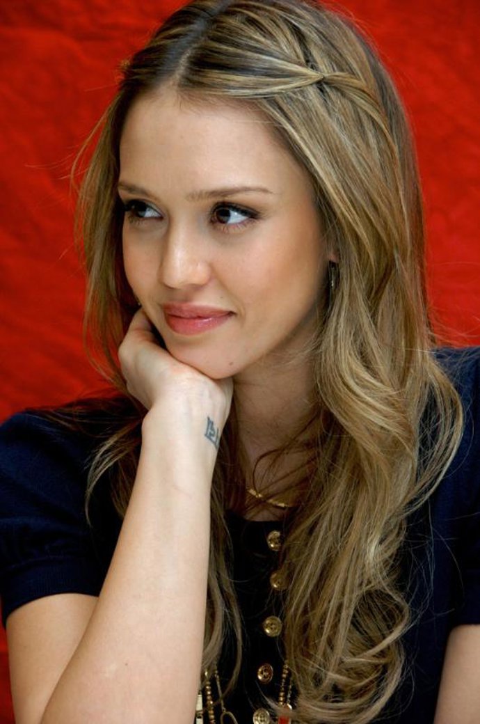 Jessica Alba: 'Mis compañeros de rodaje me rechazaban por mi aspecto'