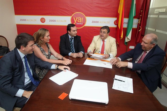 Zoido y la Fundación 'Másfamilia'