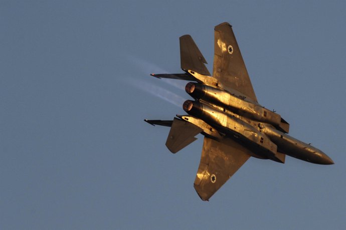 Avión caza de Israel