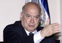 Insulza dice que Honduras debe permitir el regreso de Zelaya si quiere ser readmitido en la OEA