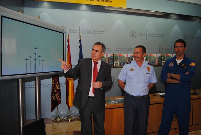 Presentación actos conmemorativos XXV aniversario Patrulla Águila