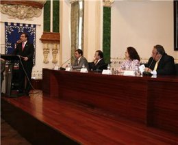 Vara en congreso empresas de formación