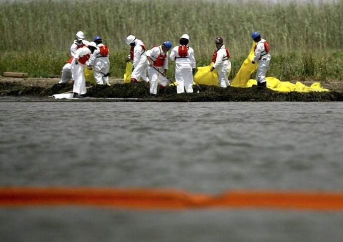 Mancha De Petróleo En El Golfo De México