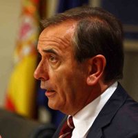 Alonso dice que el liderazgo de Zapatero "no está en cuestión" 