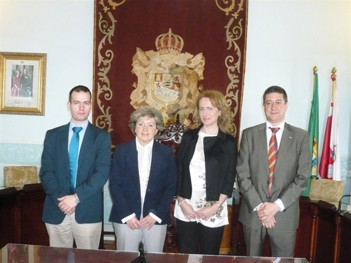 Presentación Cursos UC en Castro