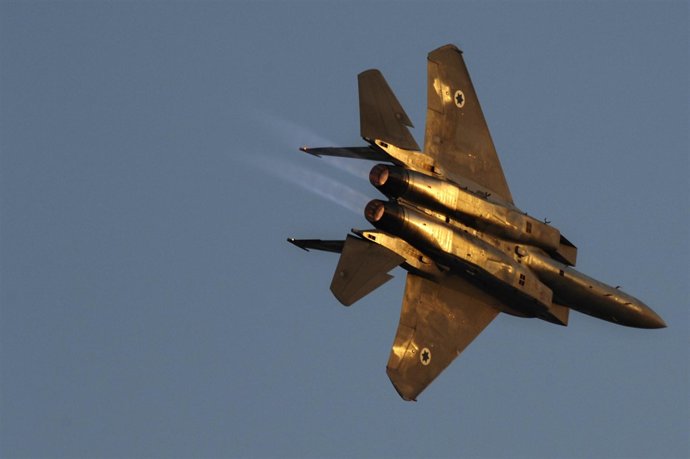 Avión caza de Israel
