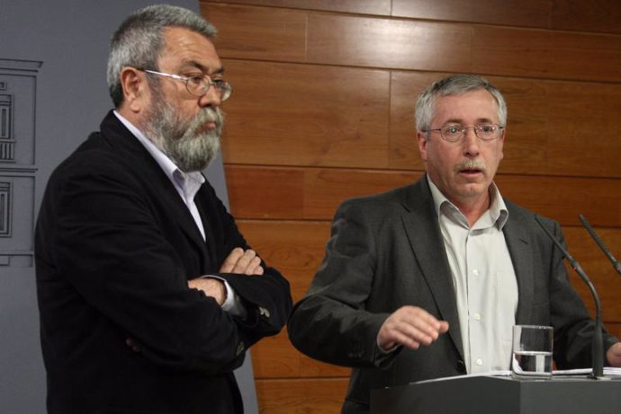 Toxo y Méndez en RDP en Moncloa tras reunirse con Zapatero