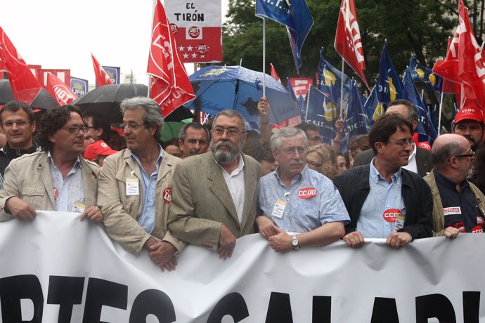 Toxo y Méndez en la manifestación de la huelga de funcionarios