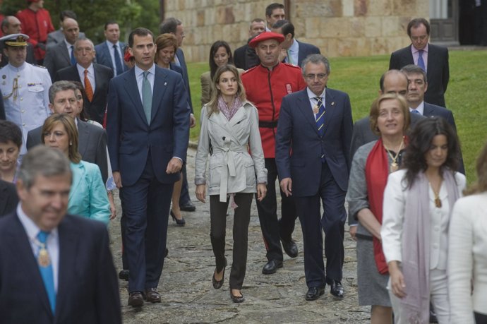Principes de Asturias en el homenaje a los Reyes de Navarra.