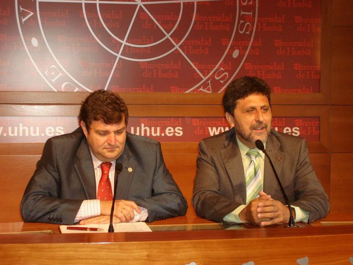 El rector de la UHU y el rector de la UPO firman un convenio