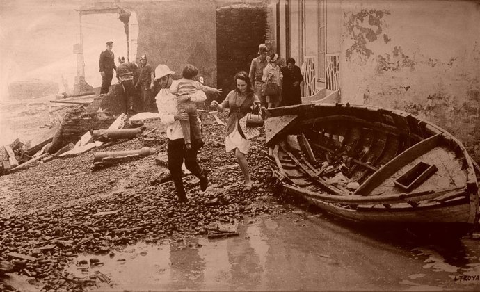 Una exposición recorre los 150 años de historia de la Policía Local de Las Palma