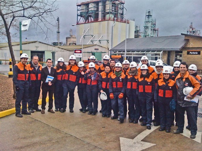 Notayfotomásteraltaespecializaciónplásticosycaucho