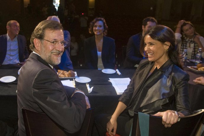 Rajoy y artistas del teatro
