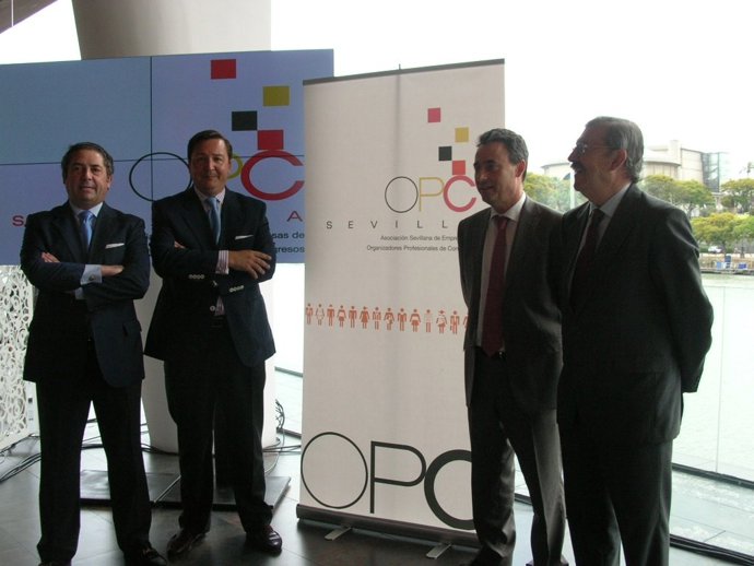 Inauguración de la jornada de debates.