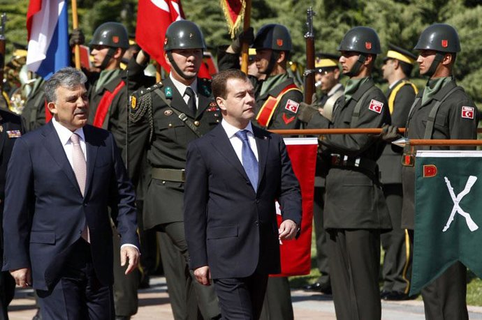 Medvedev Y Abdulá Gul