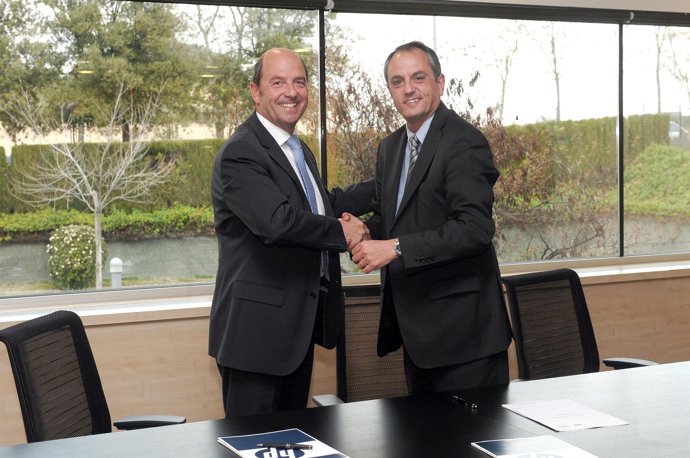 Firma del acuerdo entre HP e Ibermática.