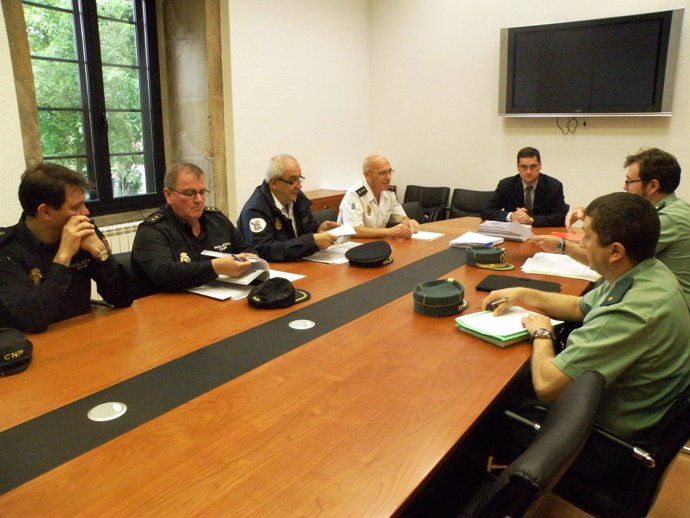 Reunión del Comité de Coordinación Policial Antiincendios
