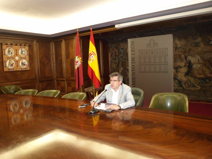 Rueda de prensa del alcalde de León