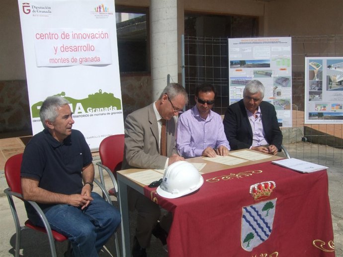 Firma del acta de replanteo del proyecto.