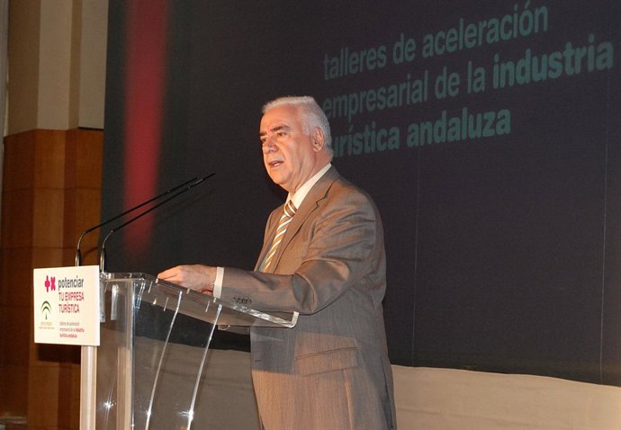 Alonso en las jornadas de aceleración empresarial de Málaga