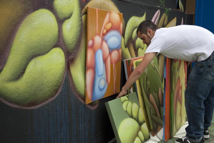 Tras la firma de Kob se esconden los graffitis de Víctor Pacheco