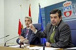 El consejero y el director general de Comercio