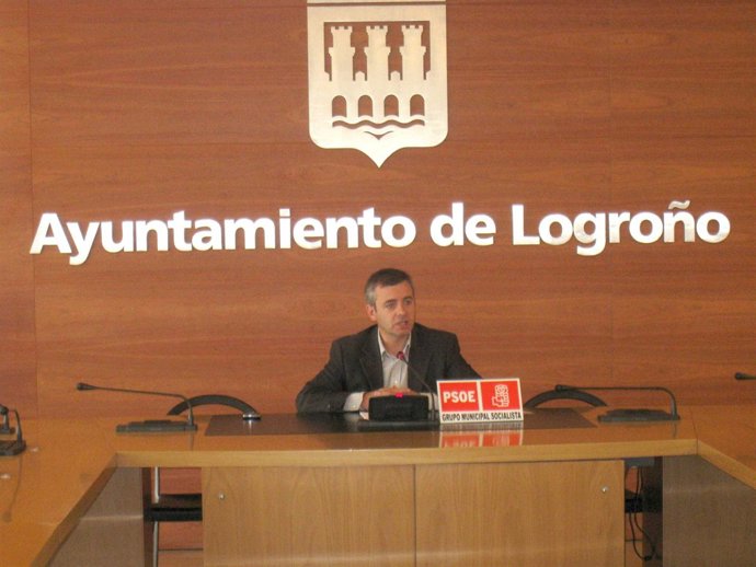 José Luis Prado, en rueda de prensa