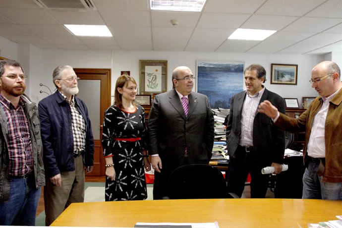 Oria con alcaldes de Picos de Europa