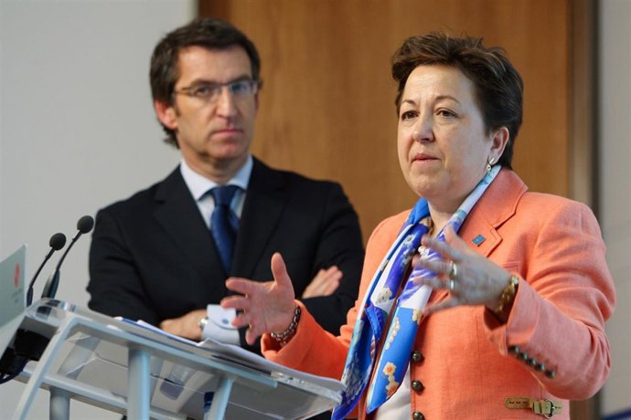 El presidente de la Xunta y la conselleira de Sanidade.