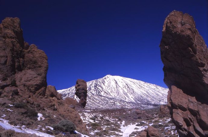 Las Cañadas del Teide es el paruqe nacional canario más antiguo.