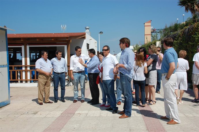 El secretario general del PSOE de Huelva y presidente-portavoz del Grupo Sociali