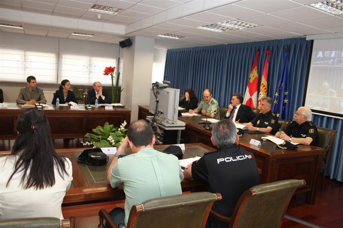 Comisión de Asistencia para activar el Plan Verano 2010.