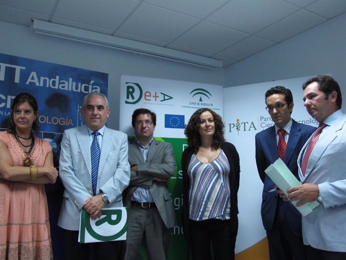 El director del PITA, Alfredo Sánchez, y la delegada de Economía, Innovación y C