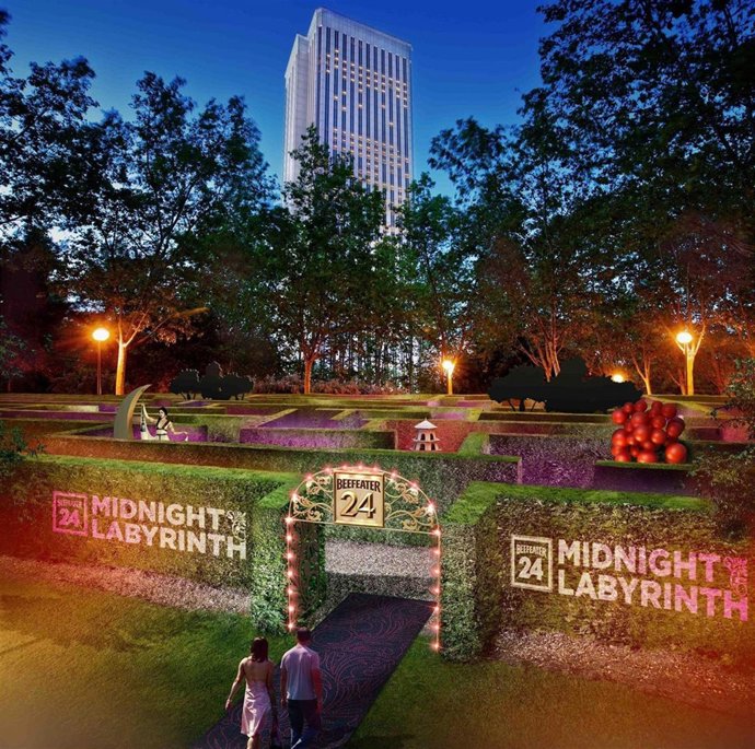 Beefeater 24 Midnight Labyrinth