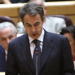 Zapatero pensativo en el Senado