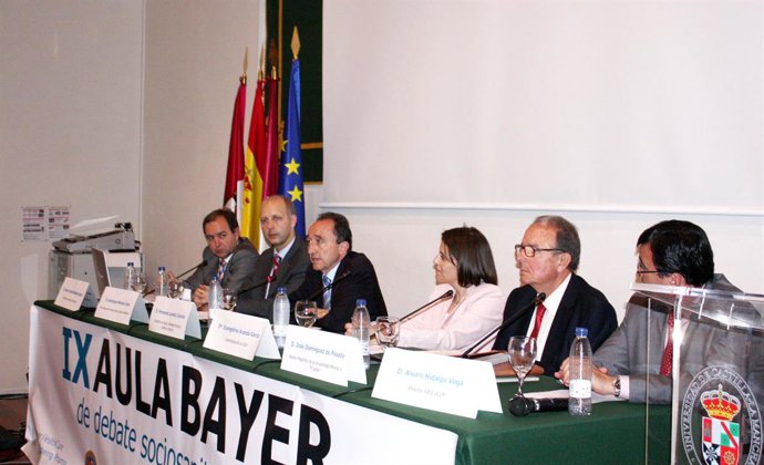 Lamata durante el "IX Aula Bayer de debate sociosanitario" celebrado en Toledo
