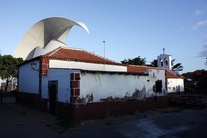 Los Amigos de Regla piden que no se deje caer la ermita