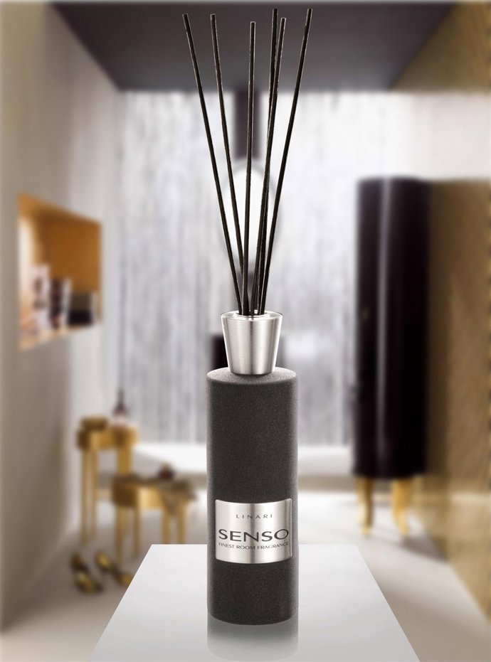 Ambientador Linari.