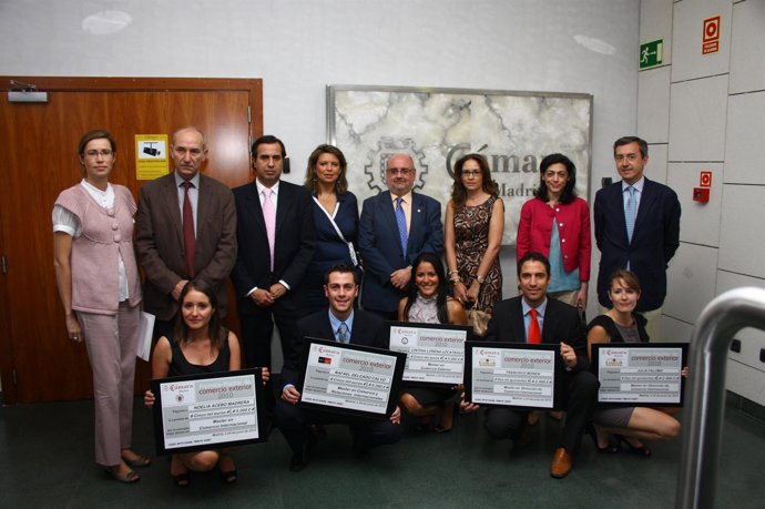 Premios a los universitarios especializados en Comercio Exterior