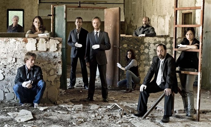 Reparto de la serie Guante Blanco