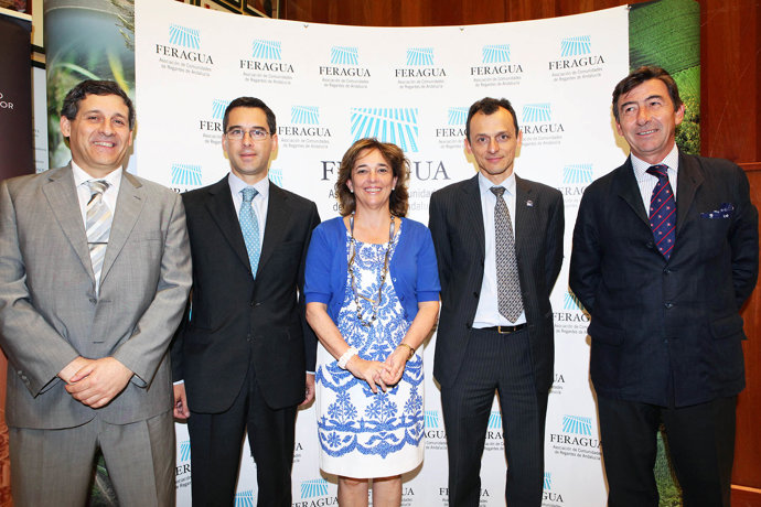 El director general de Grupo Deimos, Miguel Bello; el secretario general de Fera