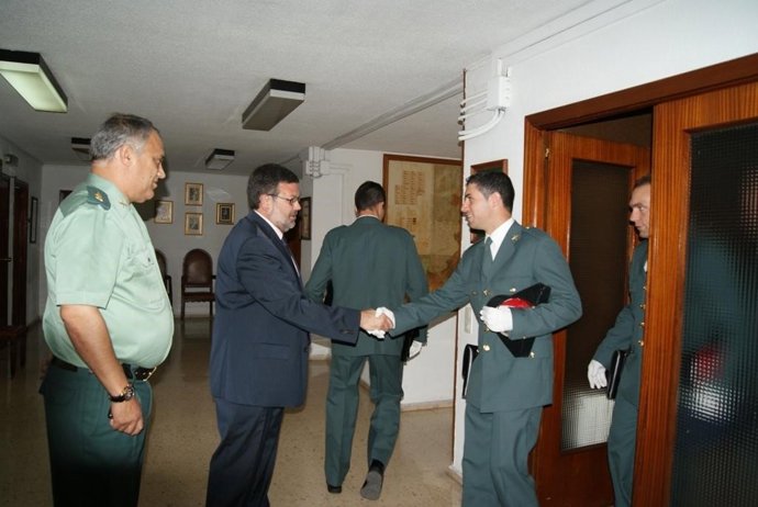 Lorenzo da la bienvenida a los nuevos agentes