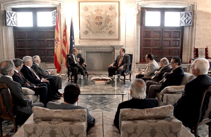 Momento de la reunión con Camps